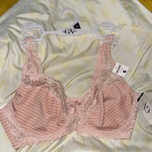 Gloria Vanderbilt Bra